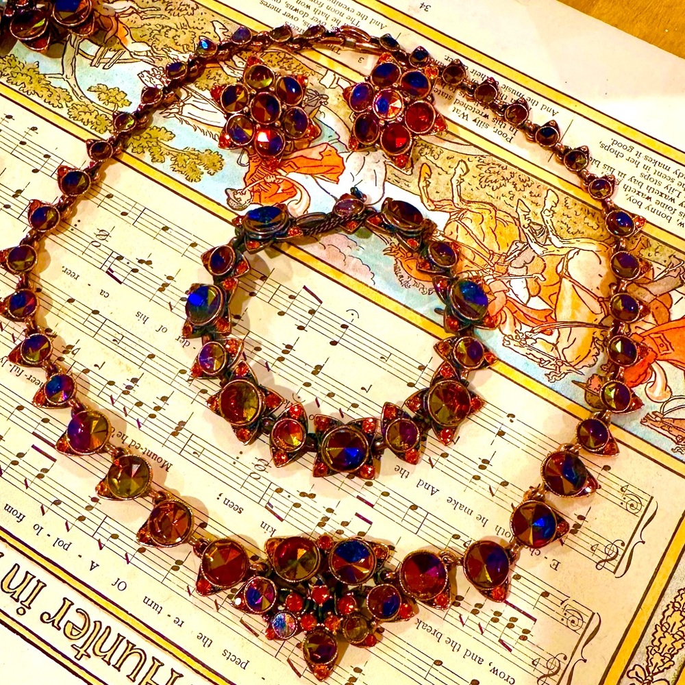 Spectacular vintage Weiss heliotrope set necklace brooch rare
